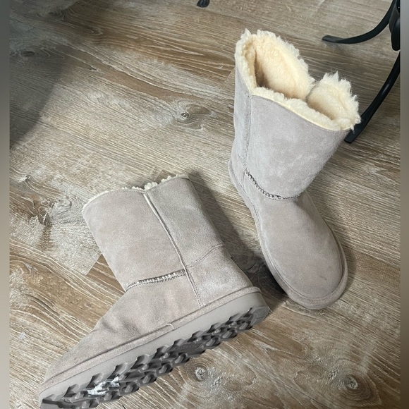 NWOT BEARPAW® Ariana Suede Tall Boot - Picture 6 of 8